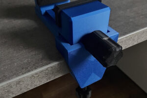 3D printed vise